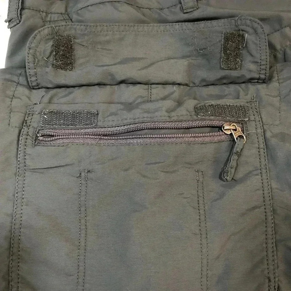 REI Women’s Measured Outdoor Hiking Vented Cargo Shorts - Picture 5 of 8